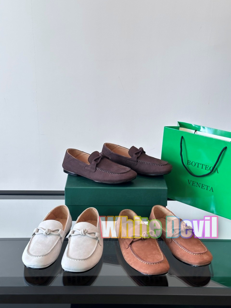 하얀악마 보테가 로퍼 (1).jpg