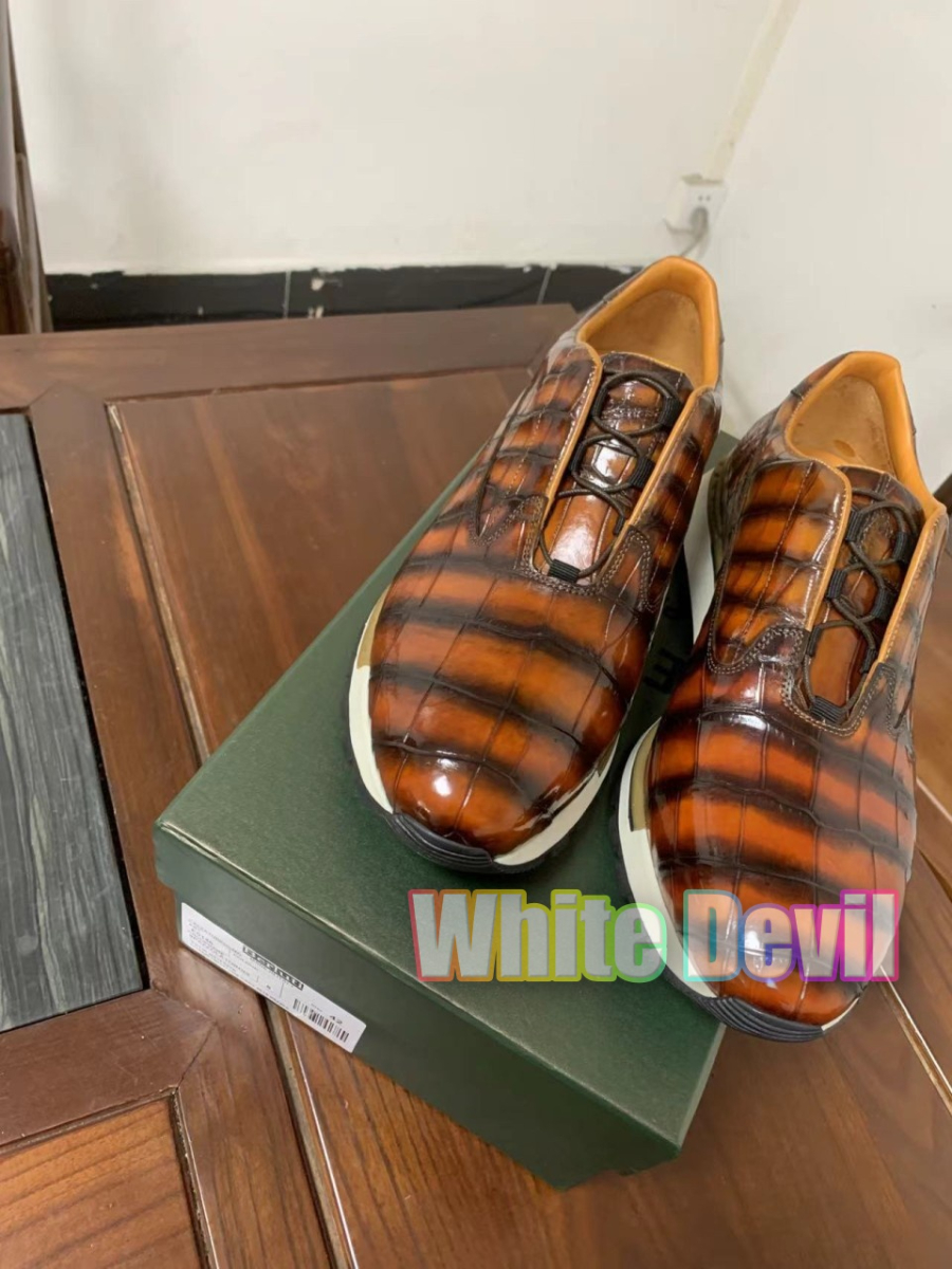 하얀악마 벨루티 스니커즈 (7).jpg