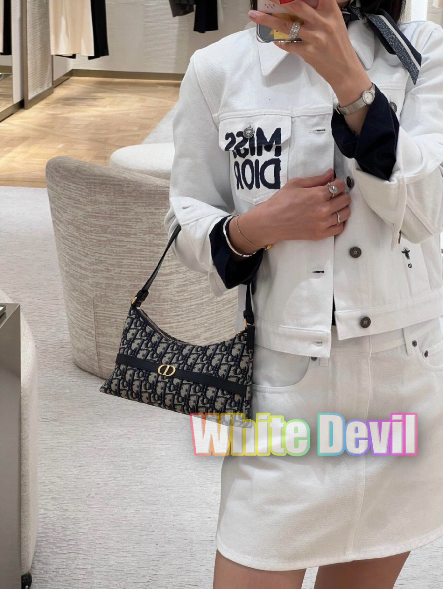 하얀악마 디올 카로 (1).jpg
