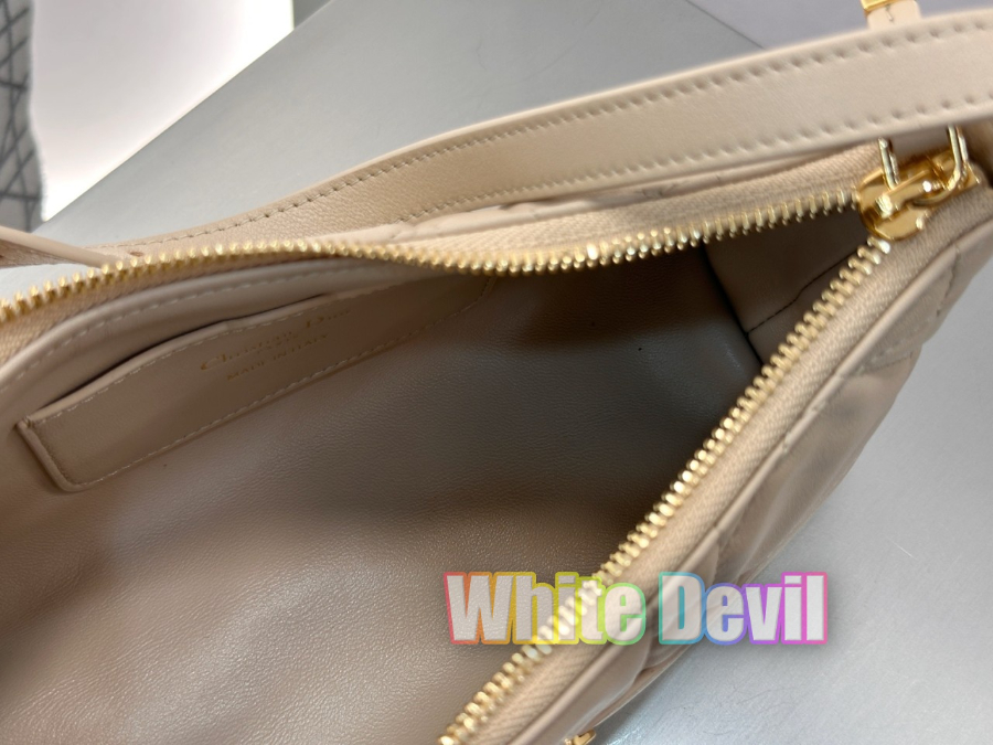 하얀악마 디올 시갈 (14).jpg