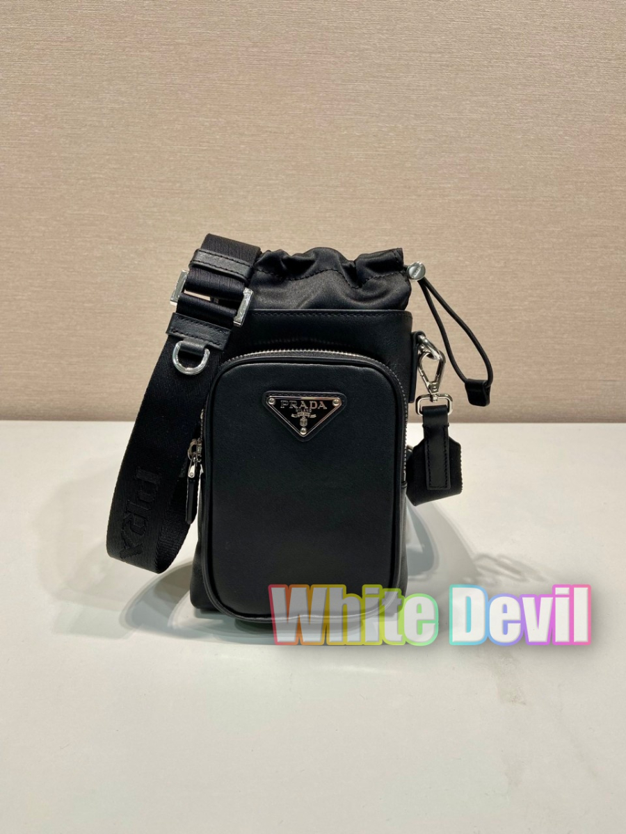 하얀악마 프라다 가방 (3).jpg