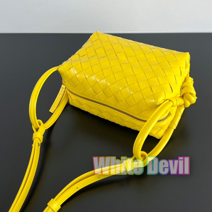 하얀악마 보테가 루프백 (4).jpg