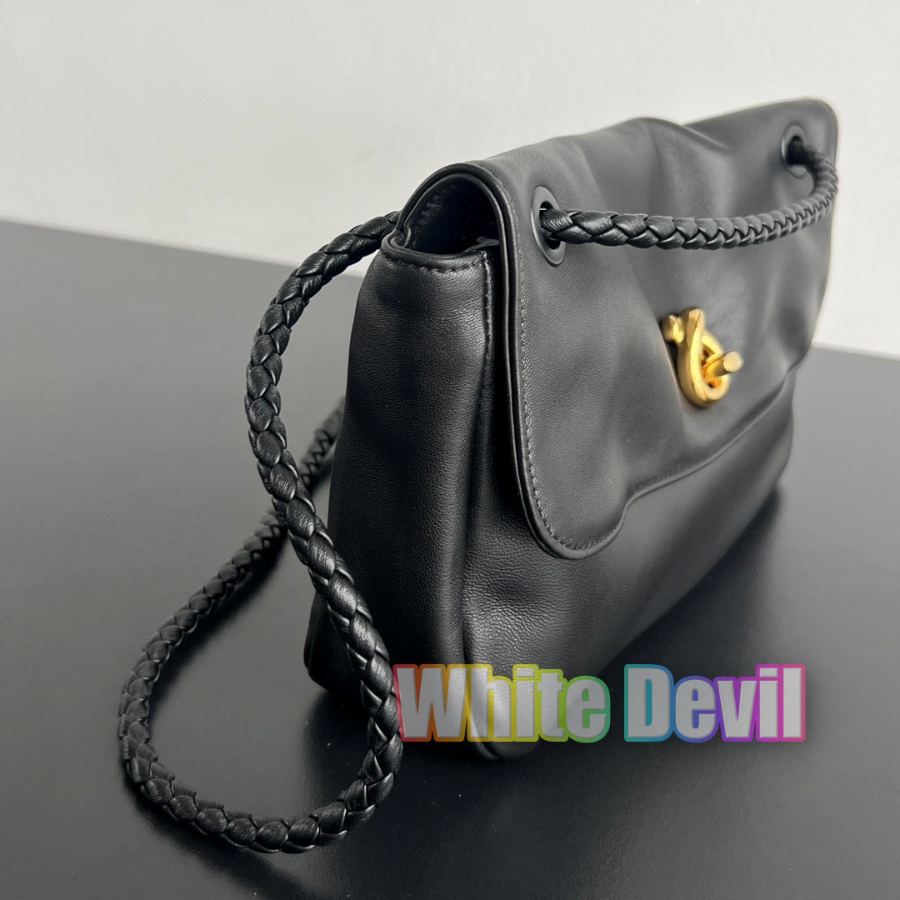 하얀악마 보테가 메디슨 (2).jpg