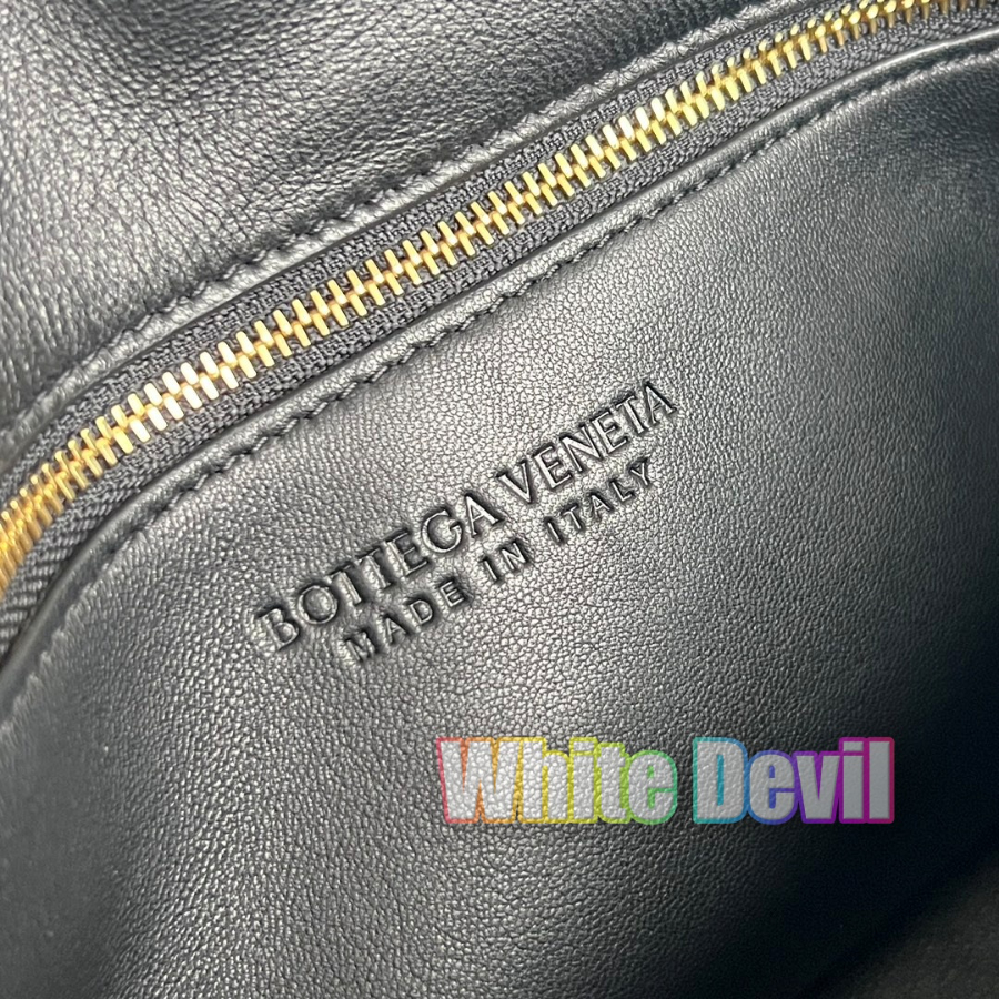 하얀악마 보테가 메디슨 (9).jpg