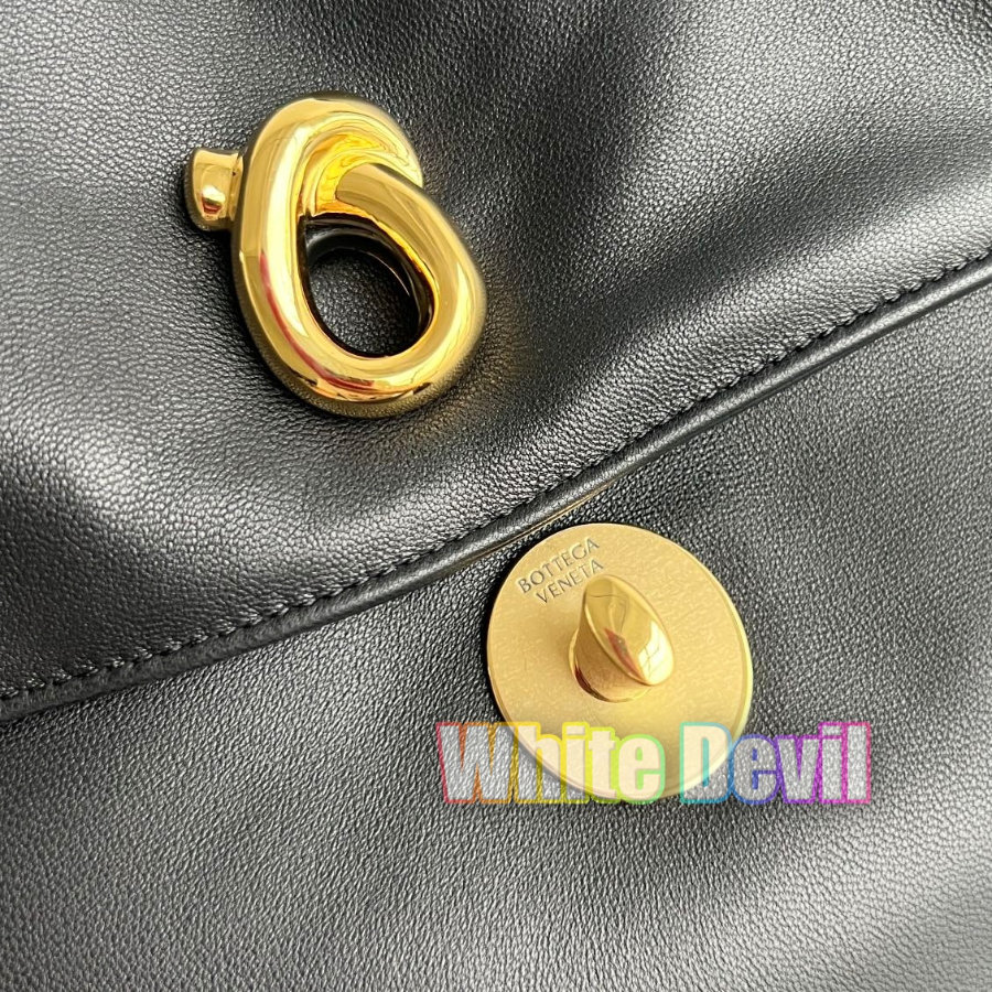 하얀악마 보테가 메디슨 (8).jpg