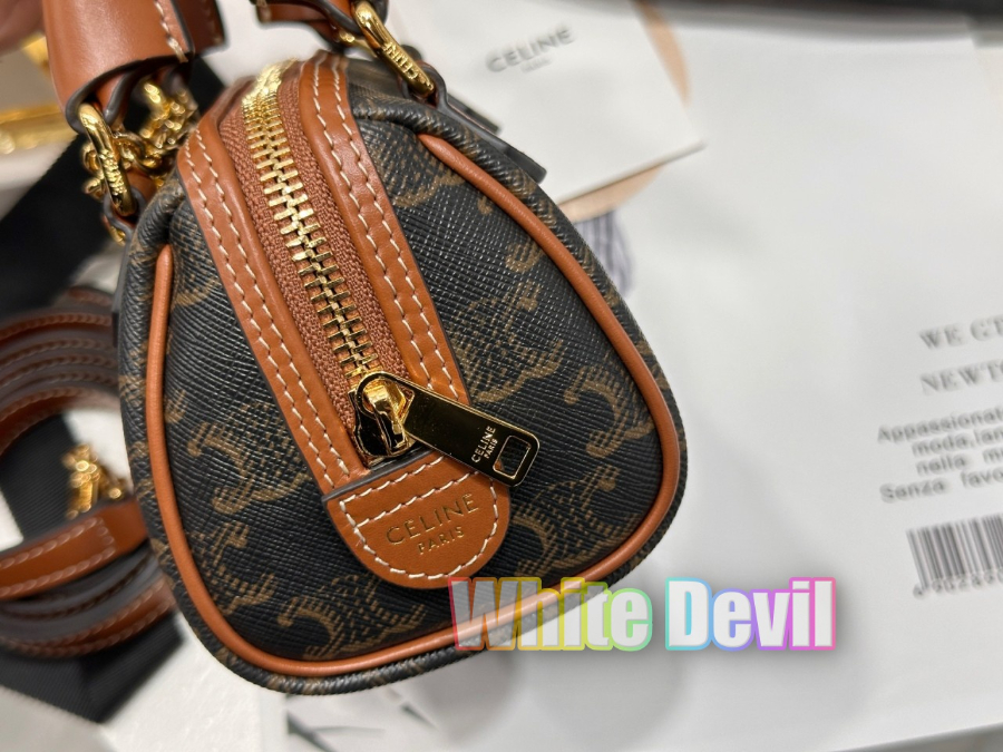 하얀악마 셀린 트리오페 (9).jpg