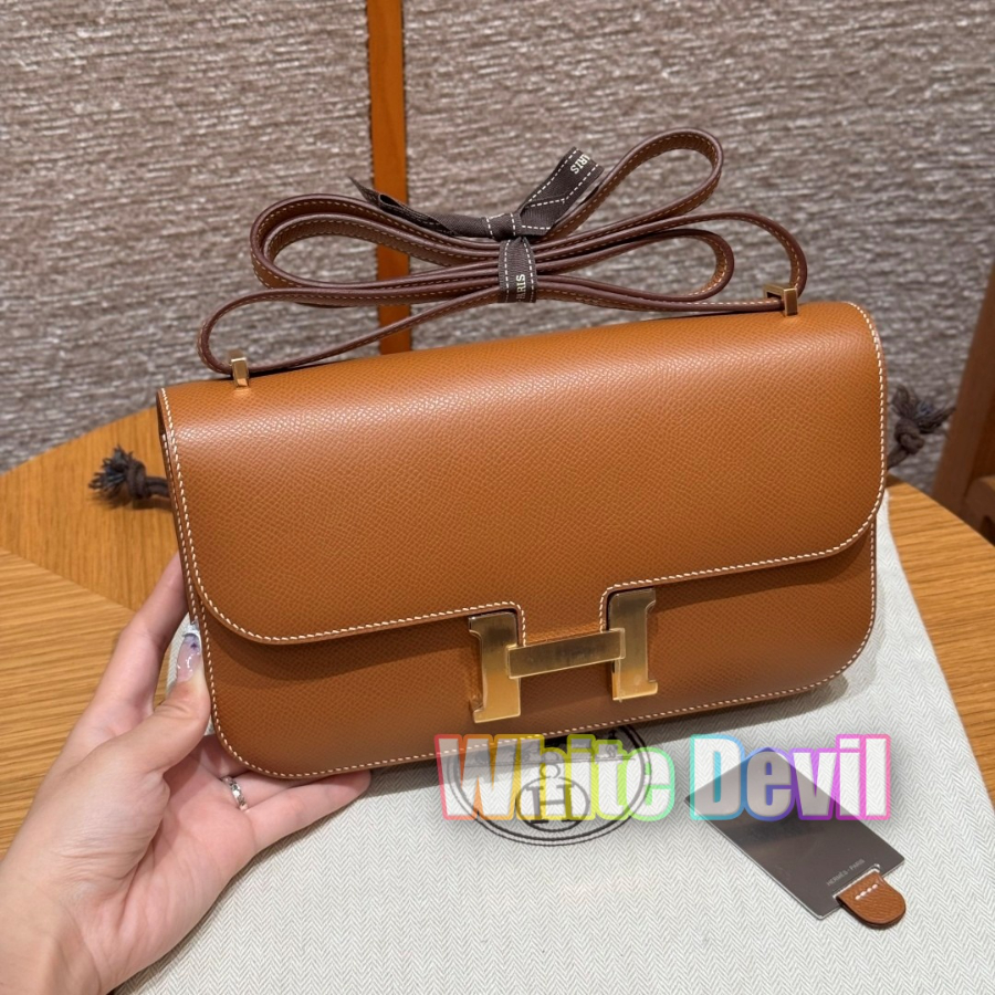 하얀악마 에르 콘스탄스 엘란 (2).jpg