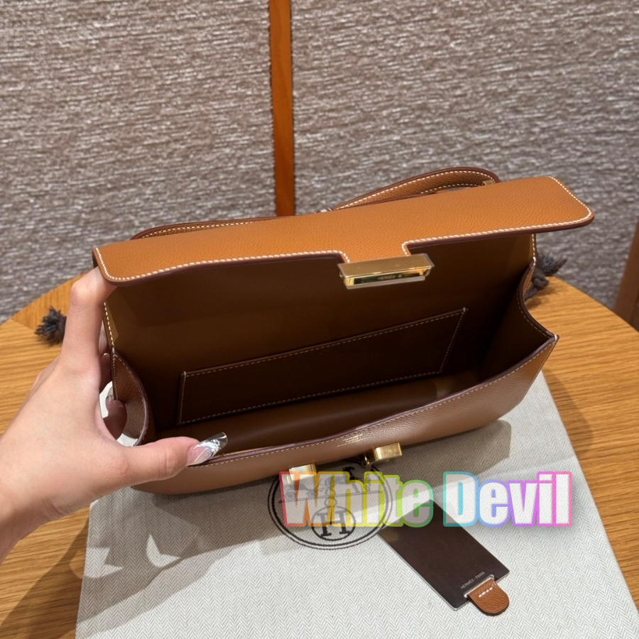 하얀악마 에르 콘스탄스 엘란 (7).jpg