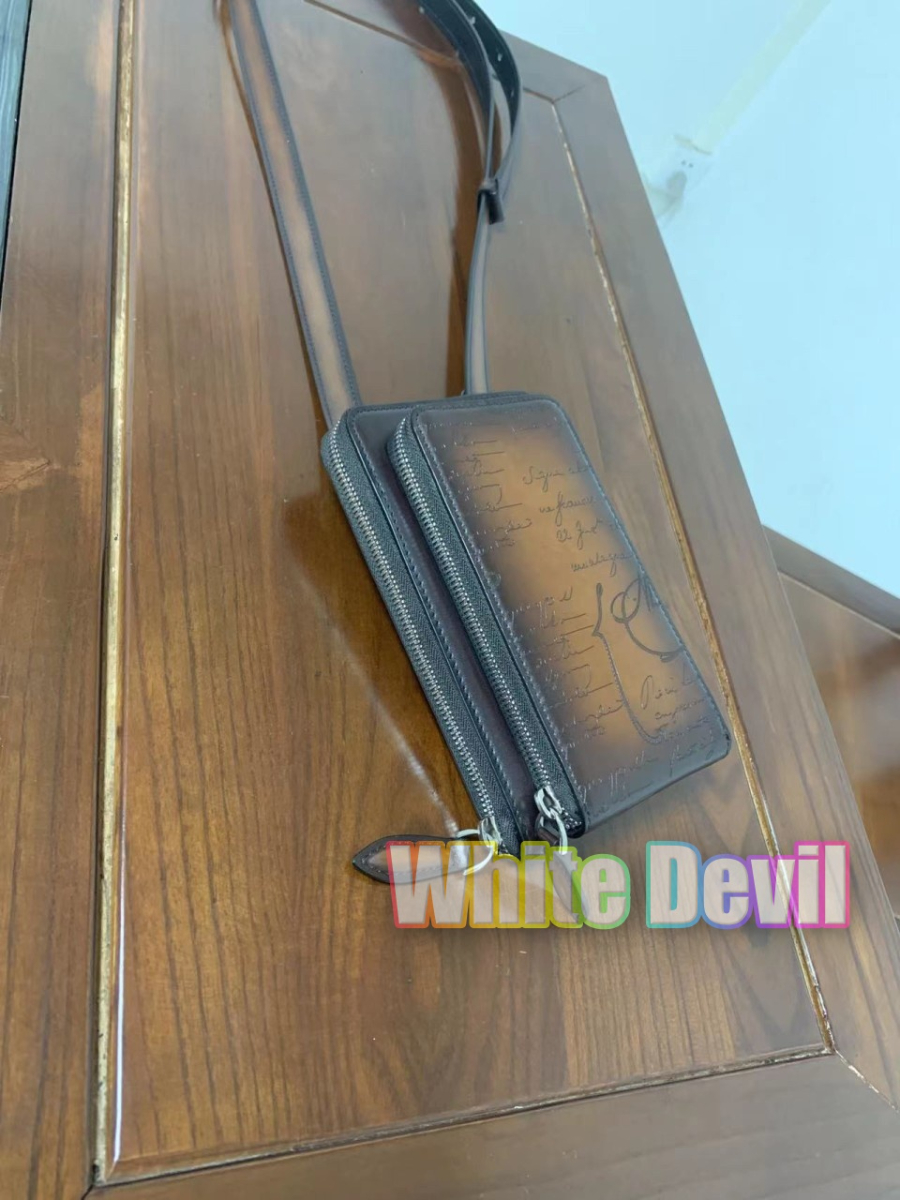 하얀악마 벨루티 메신저백 (7).jpg