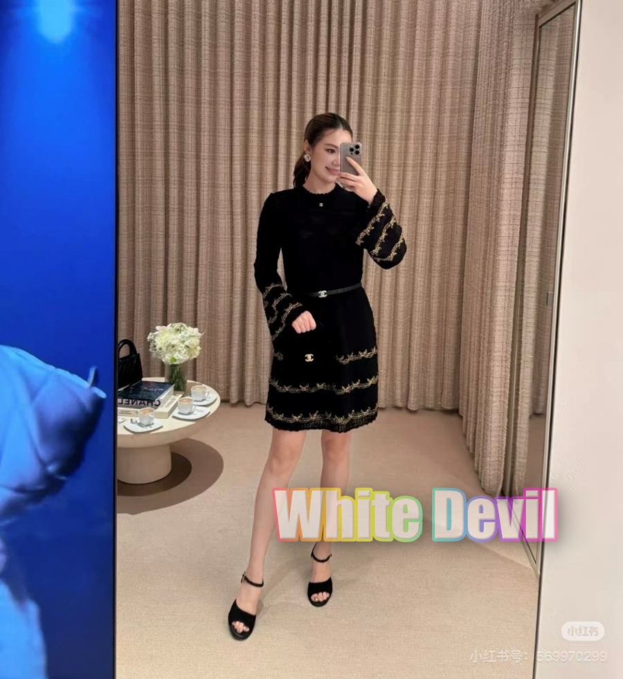 하얀악마 샤넬 원피스 (1).jpg