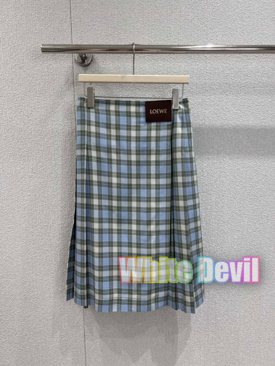 하얀악마 로에베 치마 (4).jpg