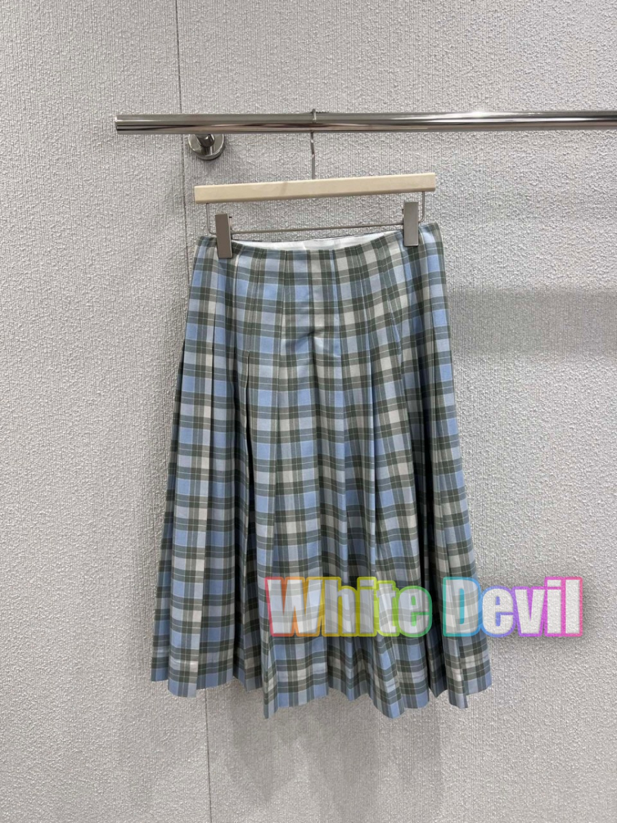 하얀악마 로에베 치마 (5).jpg