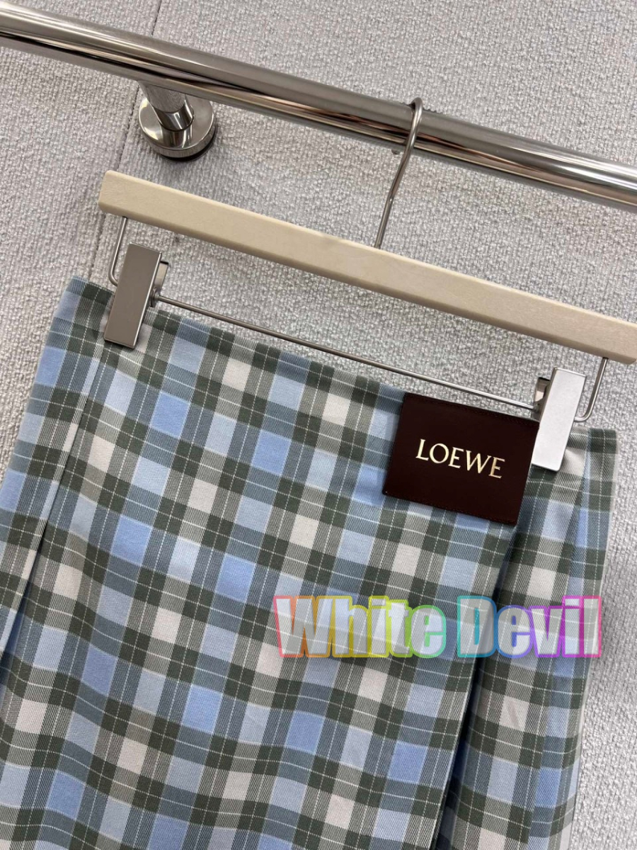 하얀악마 로에베 치마 (6).jpg