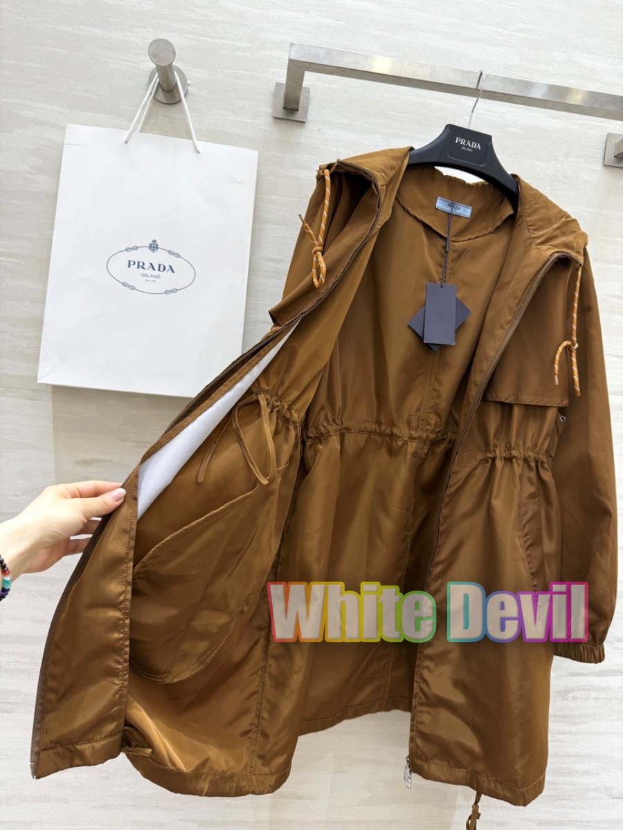 하얀악마 프라다 코트 (11).jpg