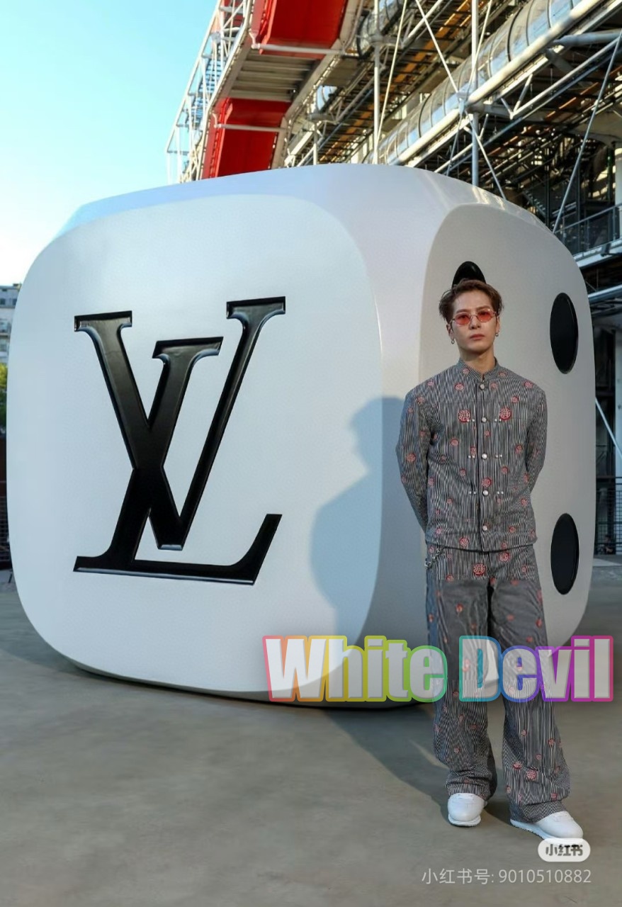 하얀악마 루이 자켓 (1).jpg