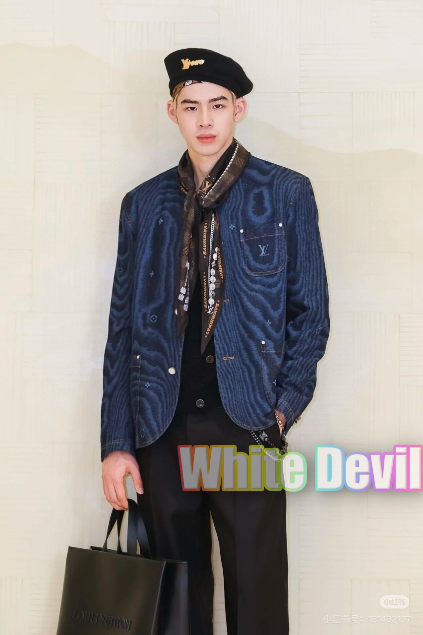 하얀악마 루이 청자켓 (2).jpg