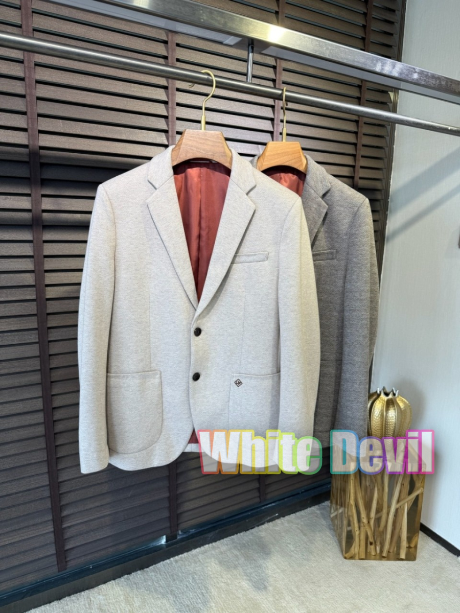 하얀악마 로로 자켓 (1).jpg