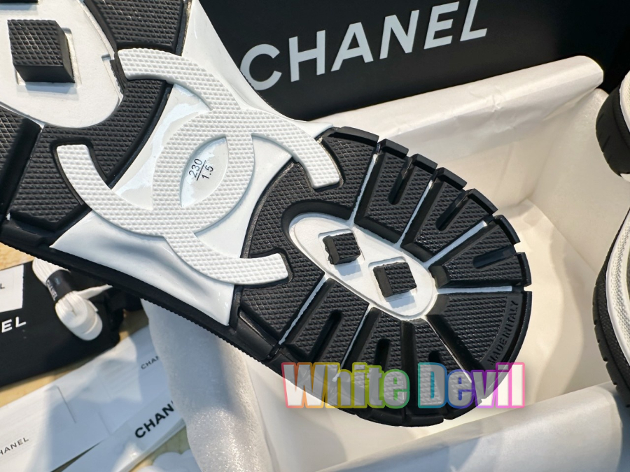 하얀악마 샤넬 스니커즈 (15).jpg