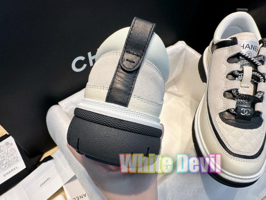 하얀악마 샤넬 스니커즈 (14).jpg