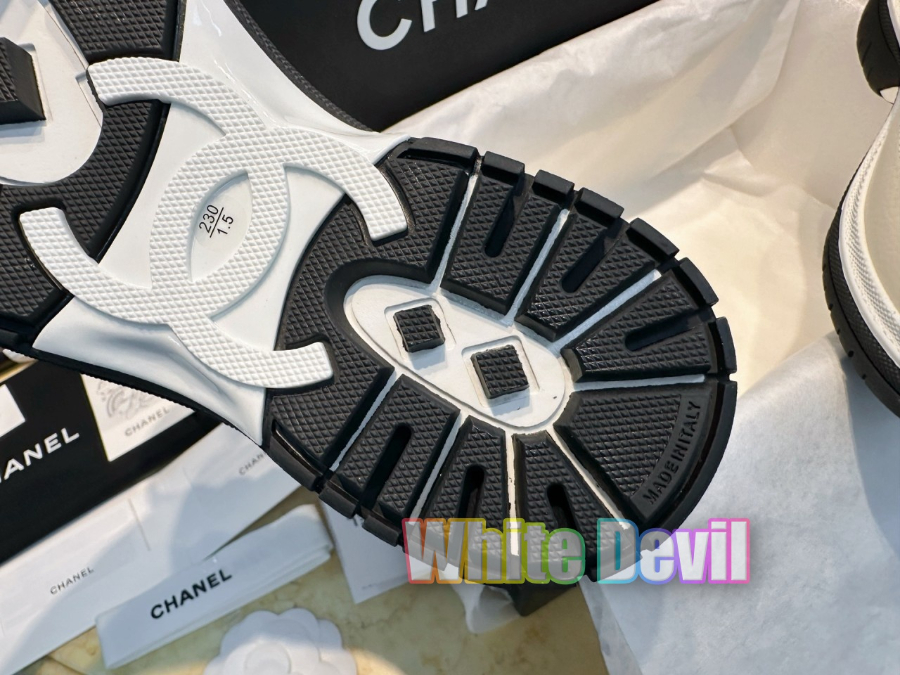 하얀악마 샤넬 스니커즈 (15).jpg
