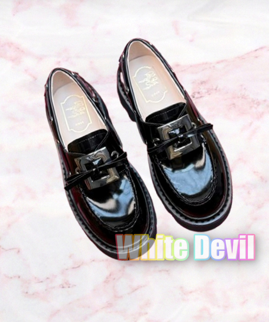 하얀악마 로저비비에 로퍼 (10).JPG