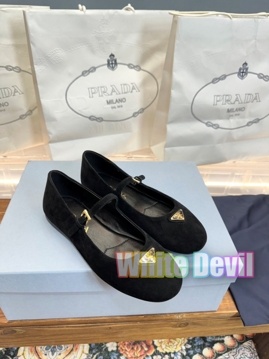 하얀악마 프라다 플랫 (2).jpg