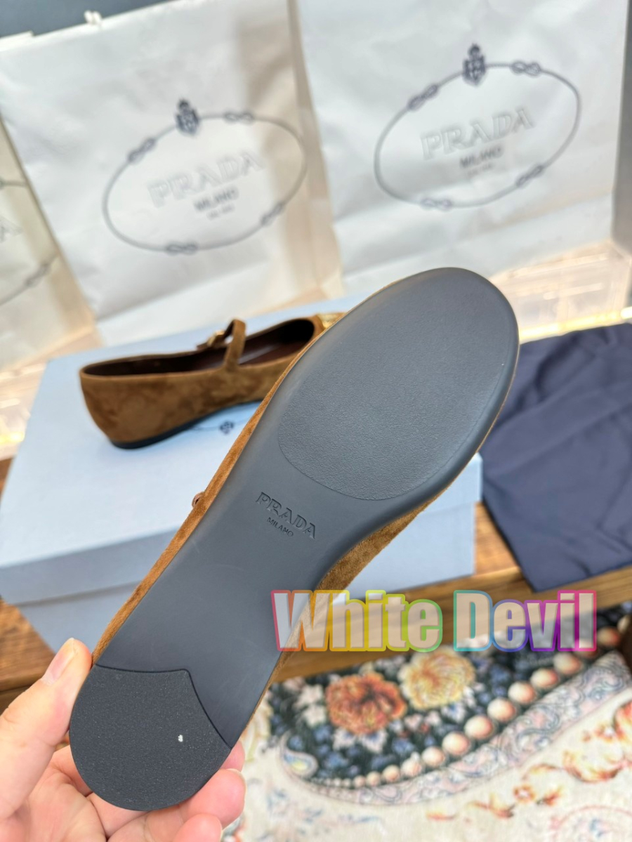 하얀악마 프라다 플랫 (10).jpg