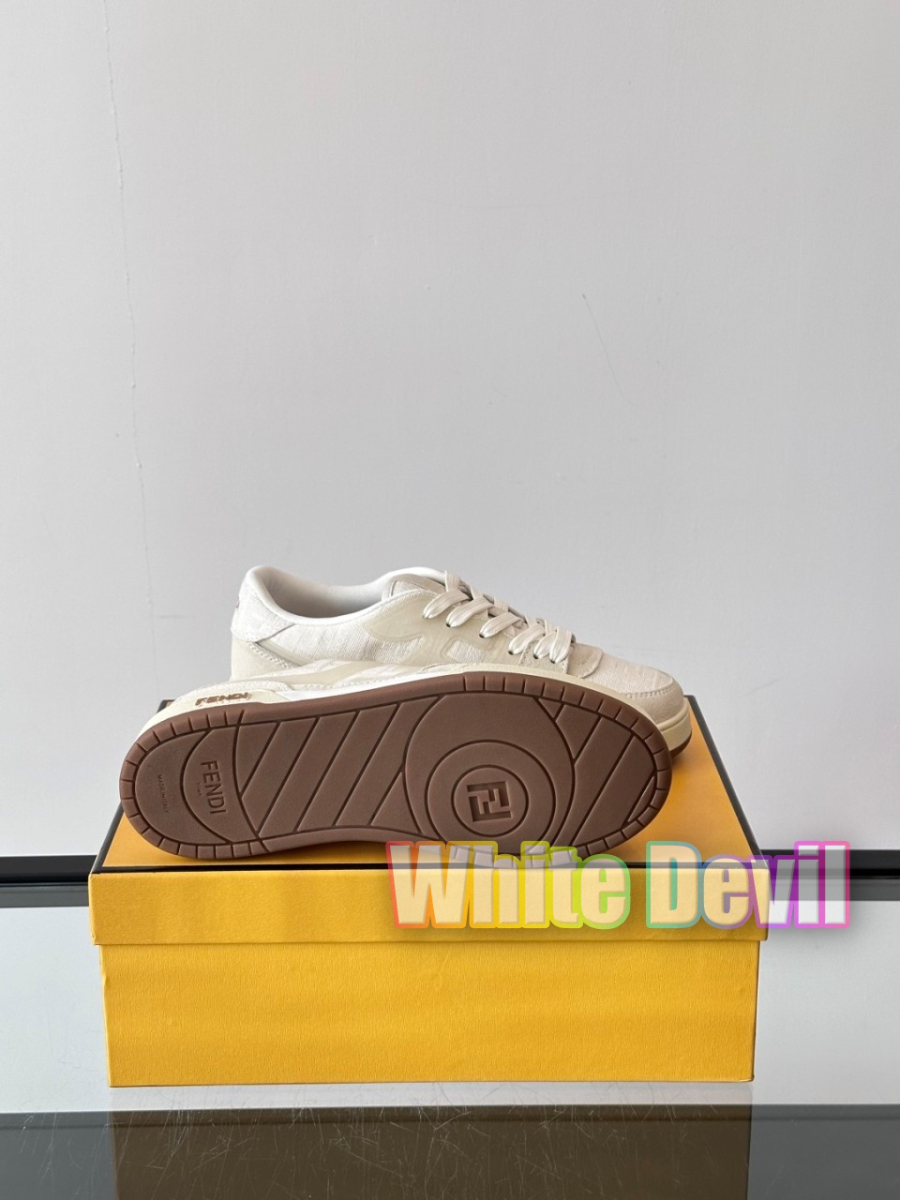하얀악마 펜디 운동화 (10).jpg