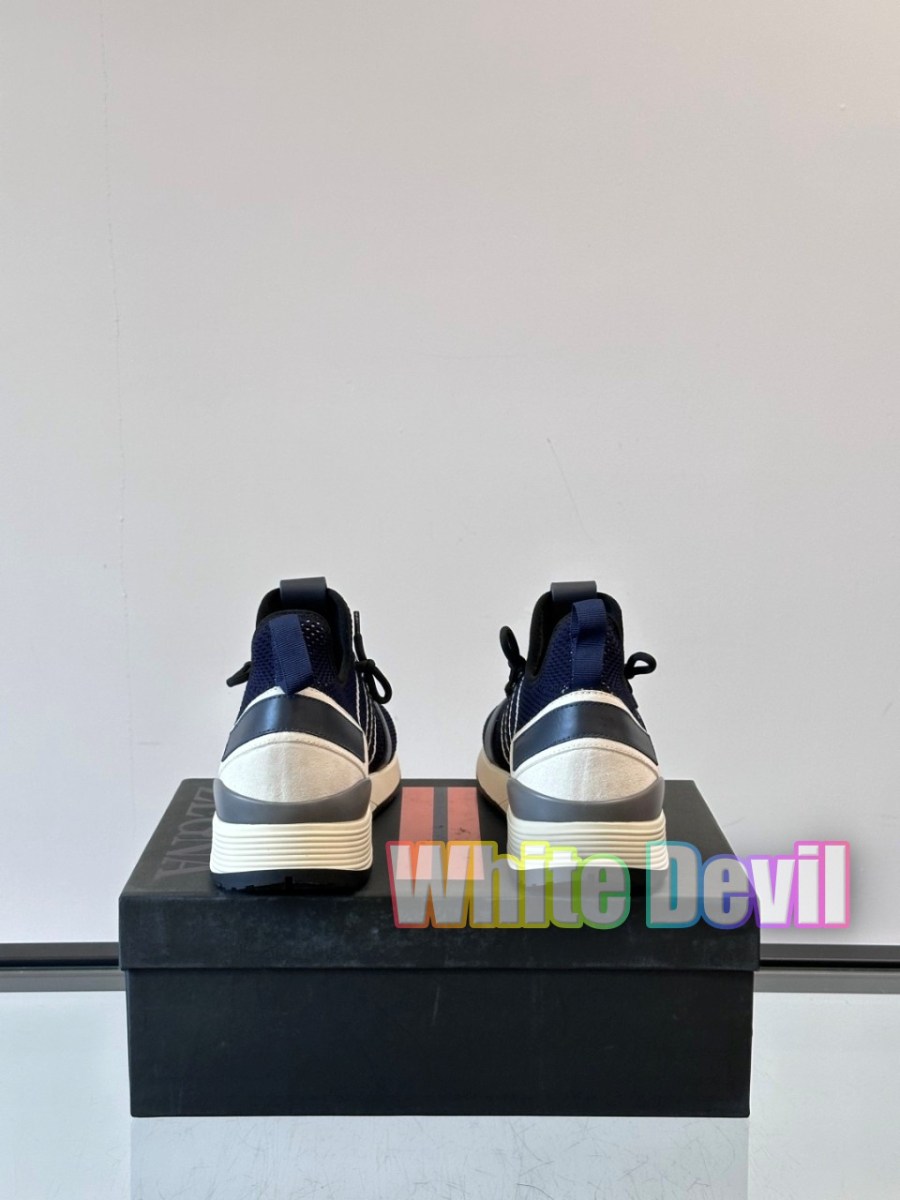 하얀악마 제냐 운동화 (11).jpg