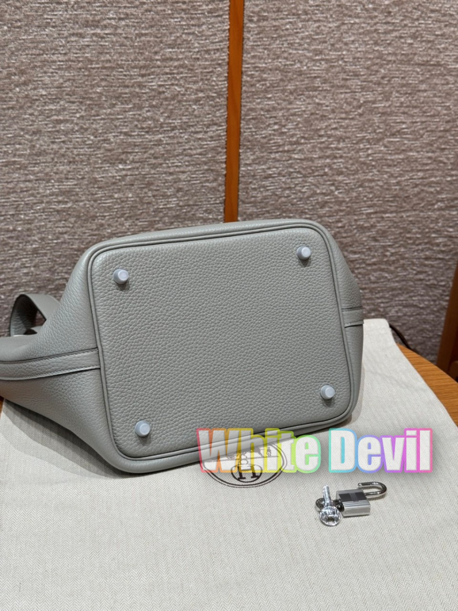 하얀악마 에르 피코탄 (4).jpg