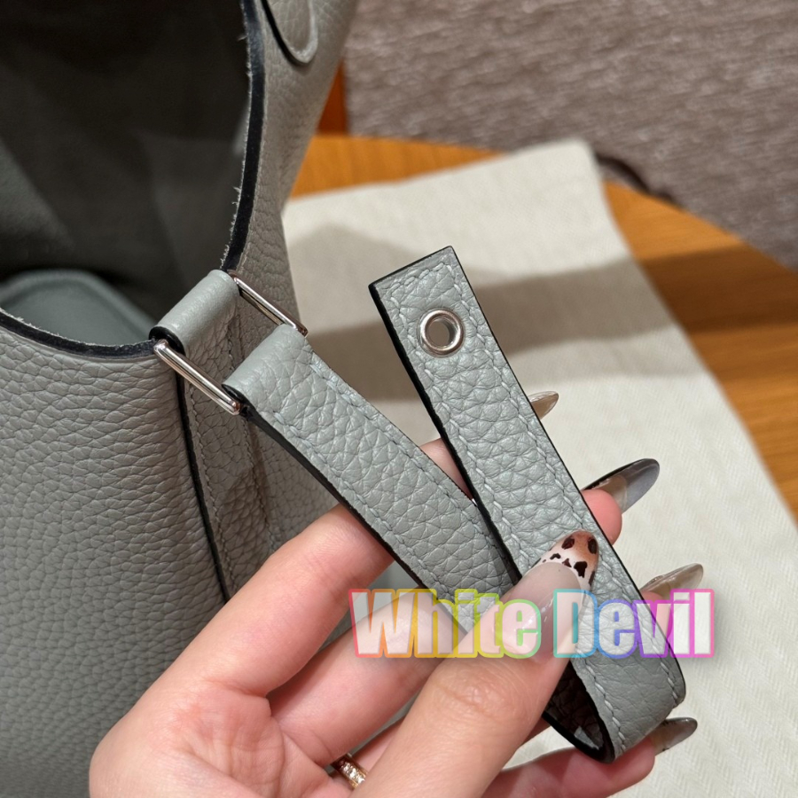 하얀악마 에르 피코탄 (16).jpg