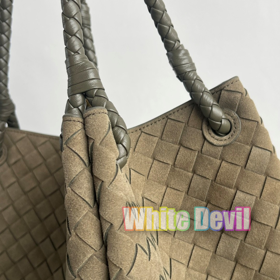 하얀악마 보테가 파라슈트 (8).jpg