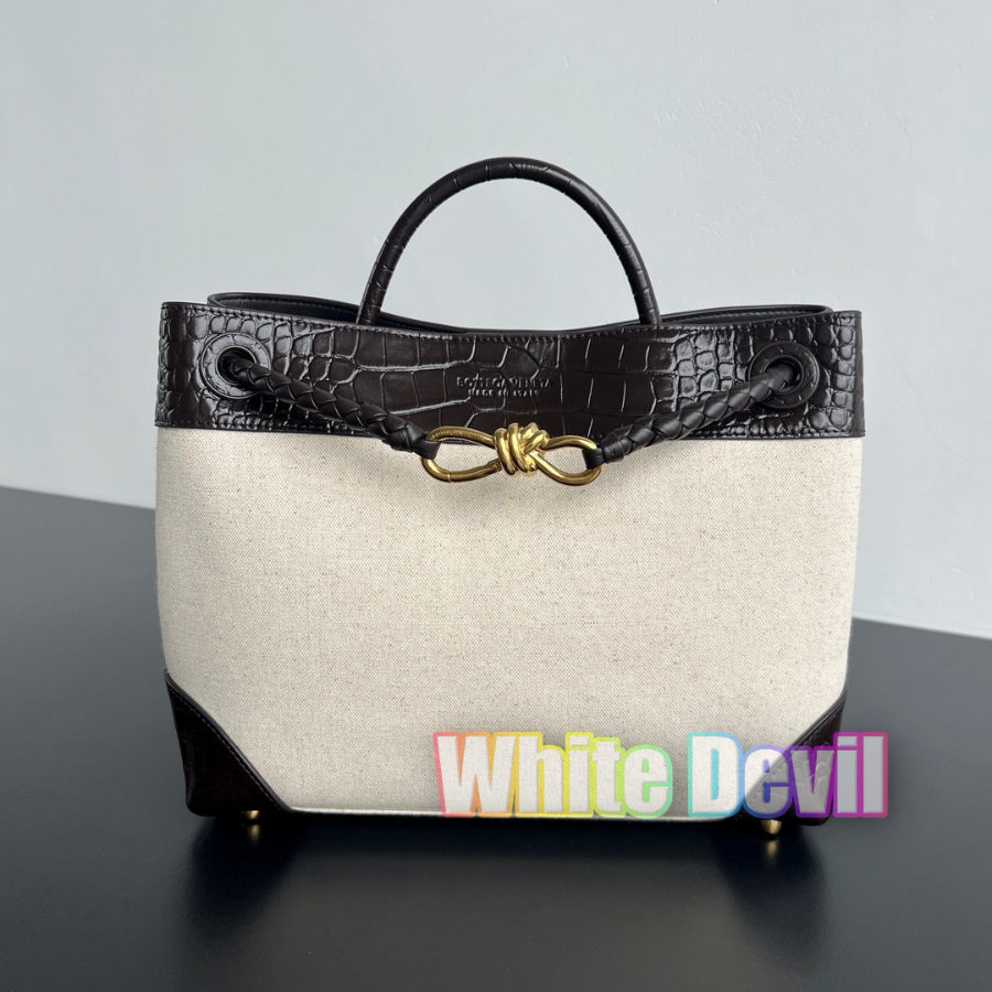 하얀악마 보테가 토트백 (1).jpg