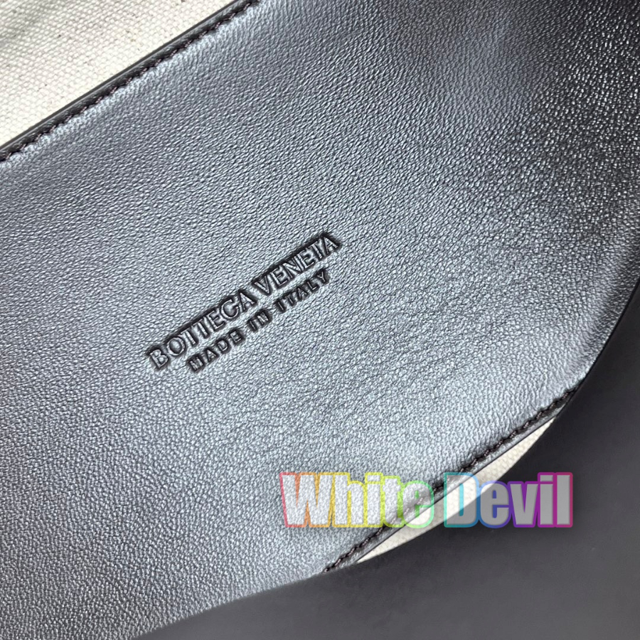 하얀악마 보테가 토트백 (9).jpg