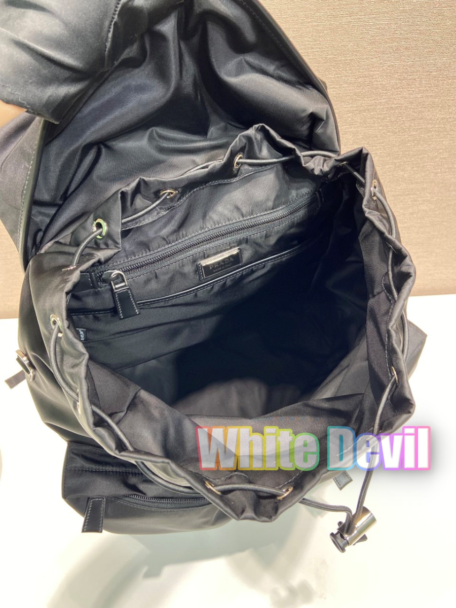 하얀악마 프라다 백팩 (11).jpg