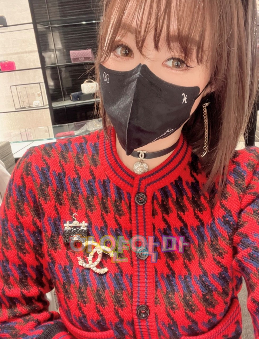 하얀악마 샤넬 브로치 (2).jpg