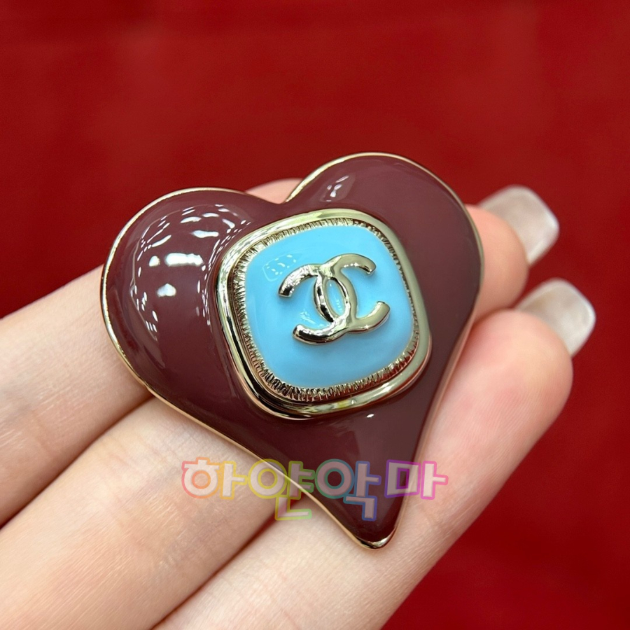 하얀악마 샤넬 브로치 (7).jpg
