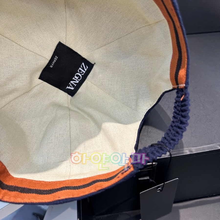 하얀악마 제냐 모자 (8).jpg