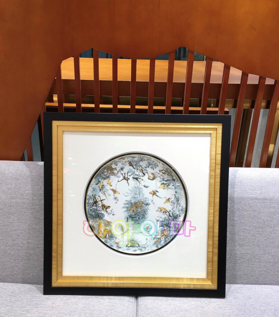 하얀악마 에르 액자 (1).jpg