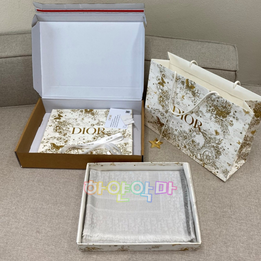 하얀악마 디올 스카프 (4).jpg