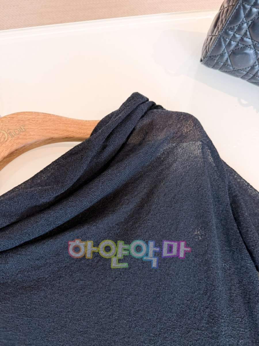 하얀악마 디올 니트 (13).jpg