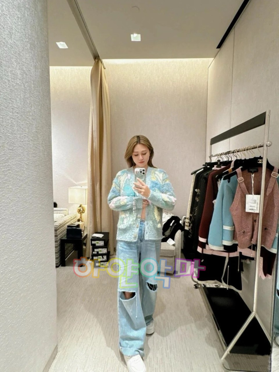 하얀악마 샤넬 가디건 (2).jpg