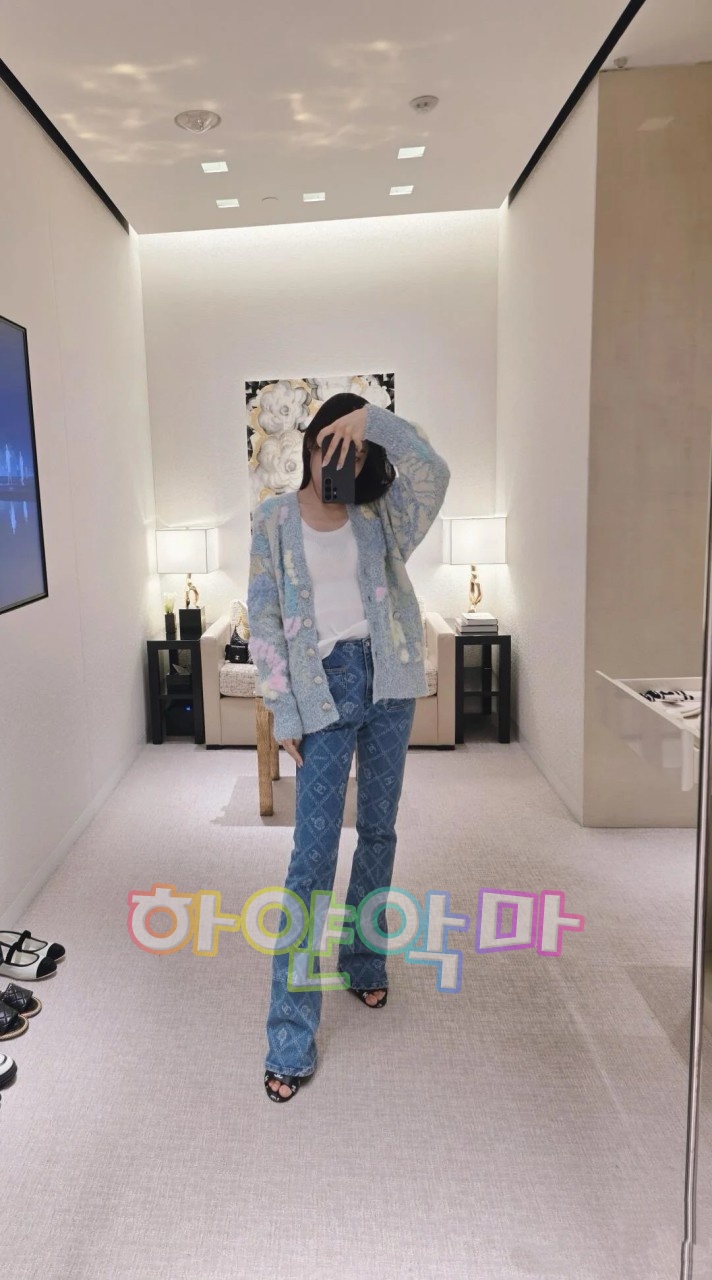 하얀악마 샤넬 가디건 (1).jpg