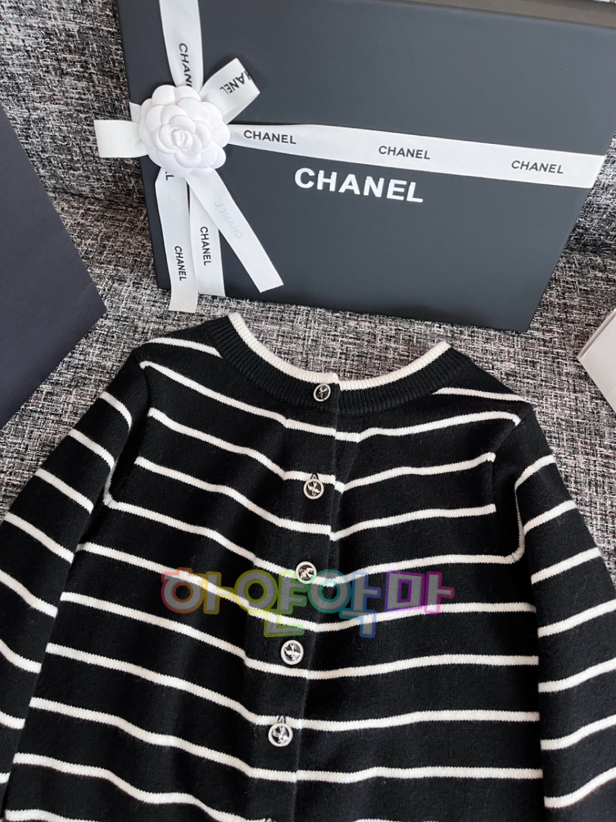 하얀악마 샤넬 가디건 (14).jpg