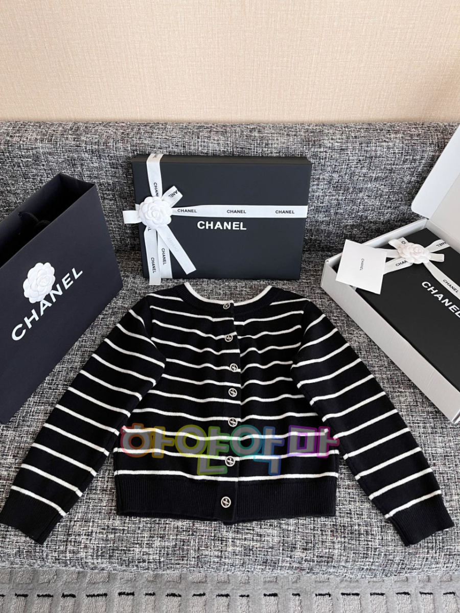 하얀악마 샤넬 가디건 (20).jpg