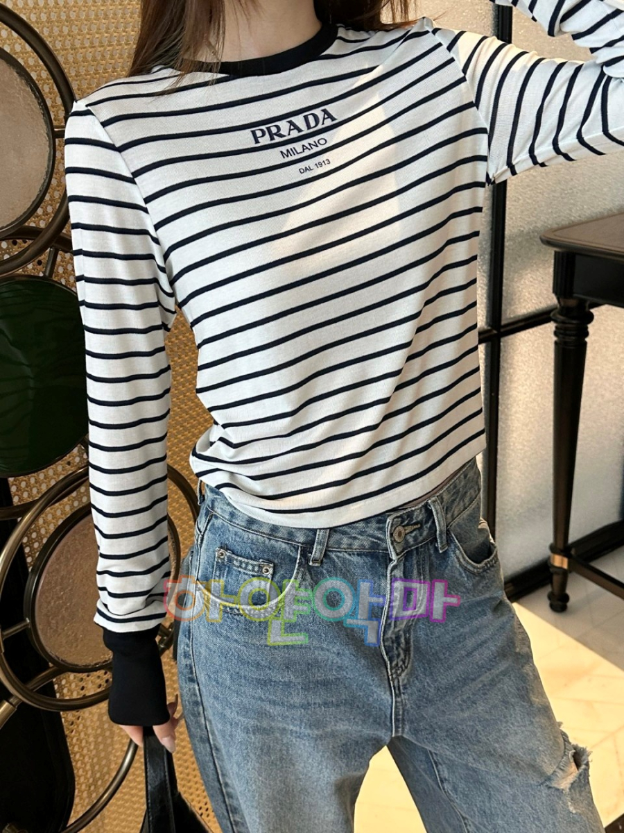 하얀악마 프라다 니트 (2).jpg