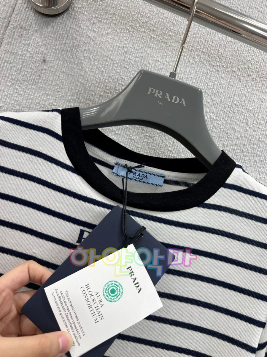 하얀악마 프라다 니트 (11).jpg