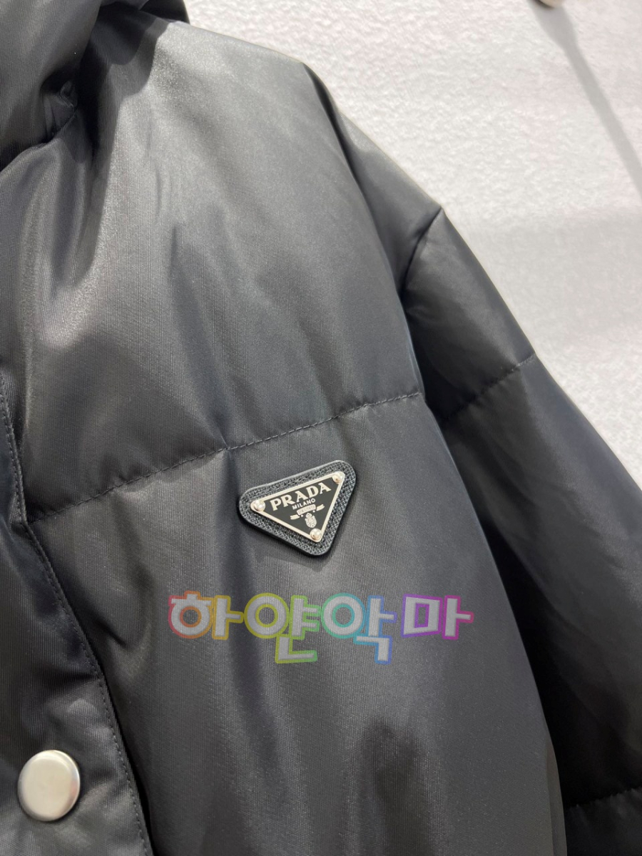 하얀악마 프라다 패딩 (8).jpg