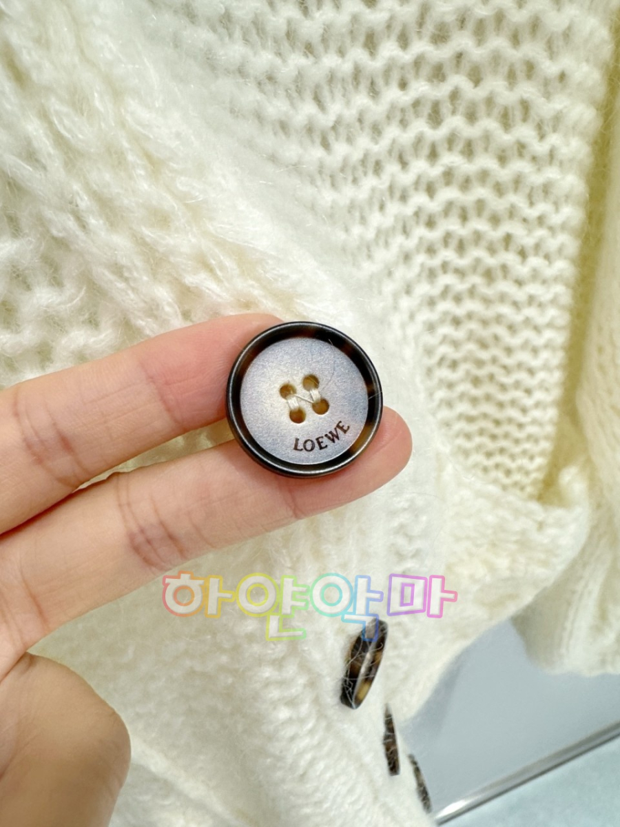 하얀악마 로에베 가디건 (8).jpg