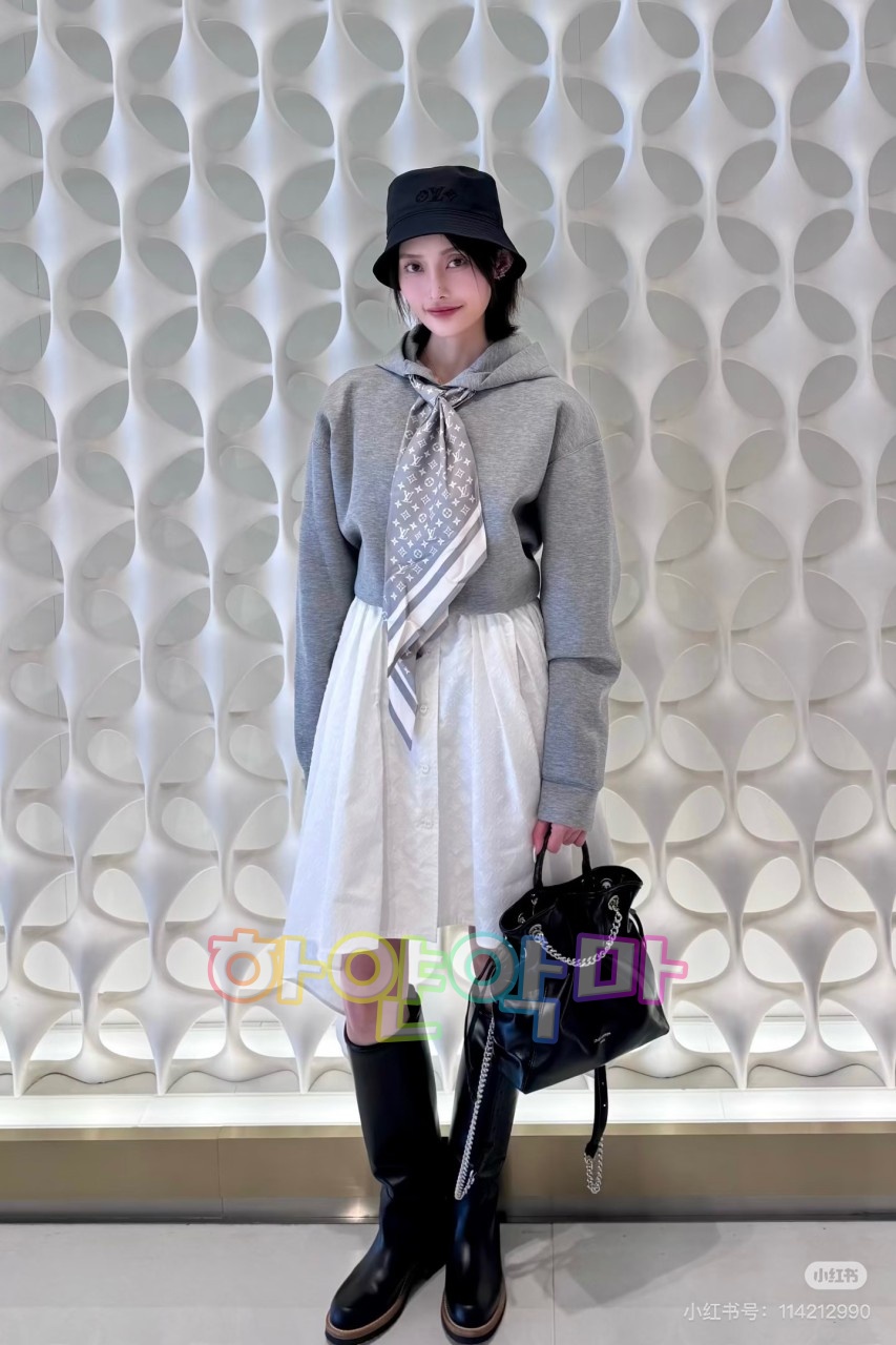 하얀악마 루이 후드티 (1).jpg